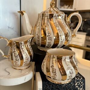 Sadler England Elegant Gold and Cream Tea Set